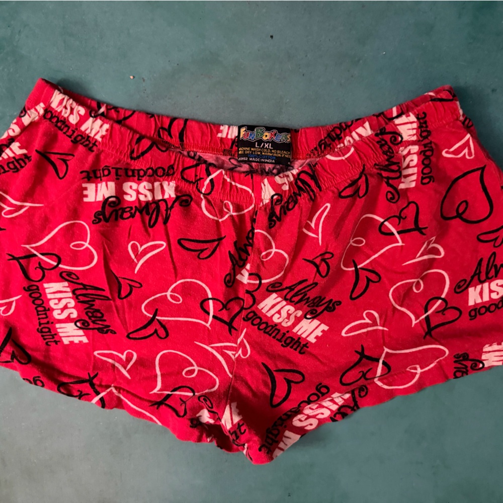 Red Heart-Print Sleep Shorts
